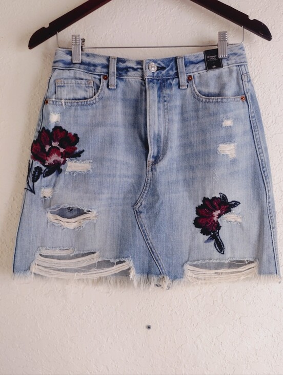Abercrombie & Fitch Dresses & Skirts - Abercrombie & Fitch Light Blue Distressed Denim Mini Skirt with Floral Appliqué